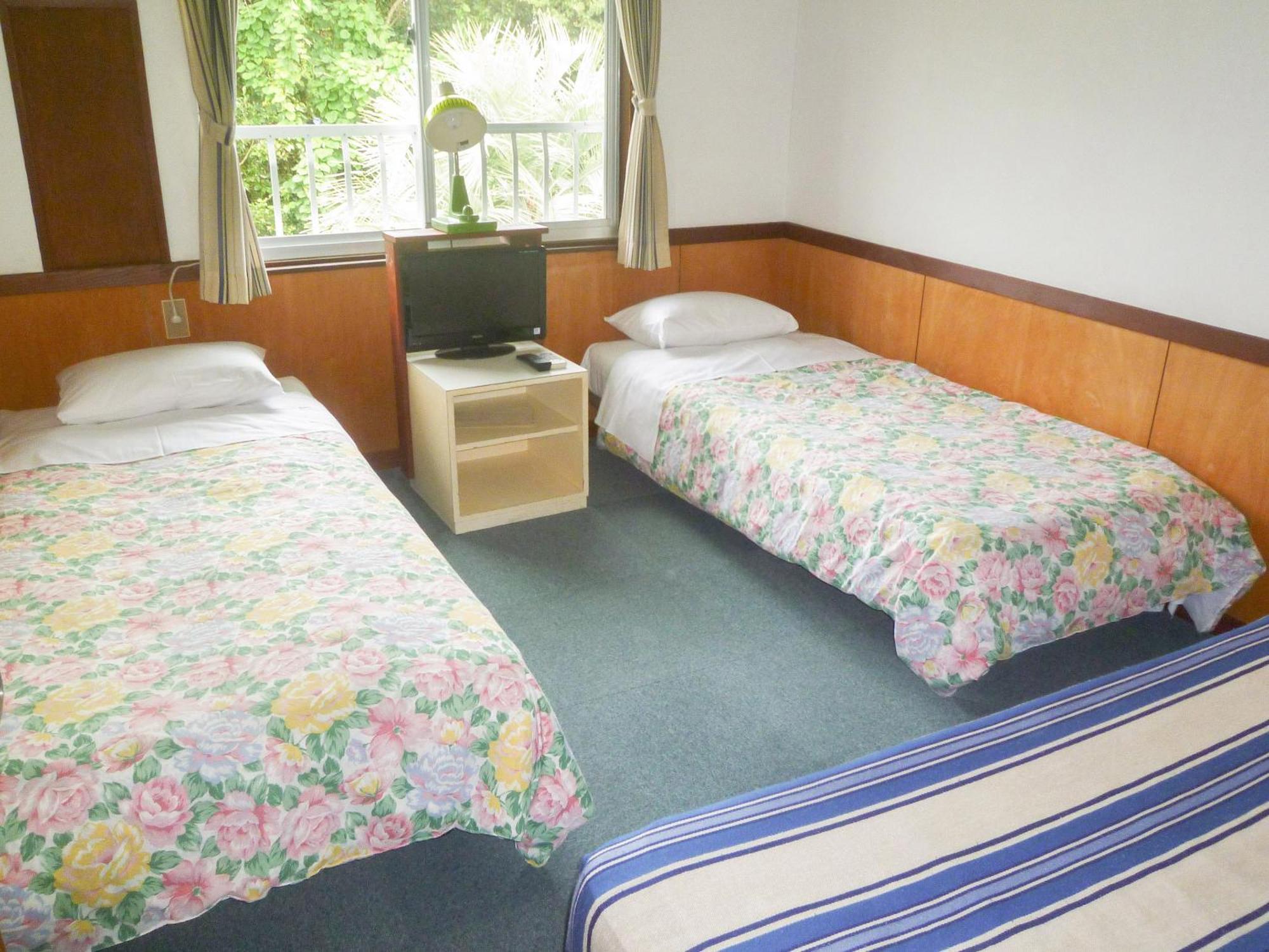 Pension Flora Tateyama  Extérieur photo